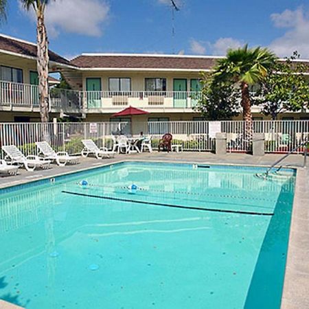 Motel 6 Vallejo - Maritime North Экстерьер фото