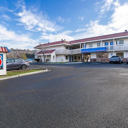 Motel 6 Vallejo - Maritime North Экстерьер фото